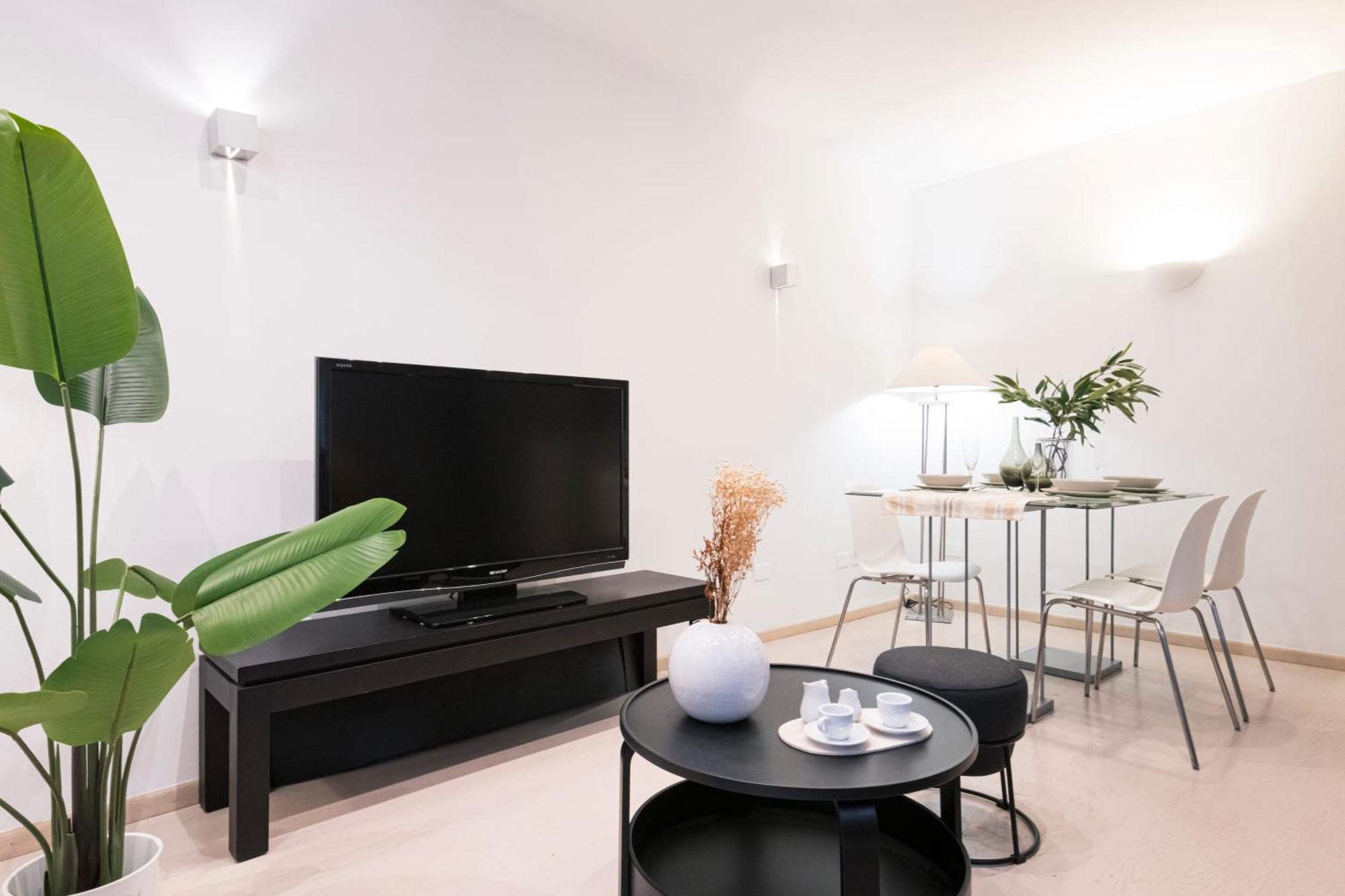 Easylife - Splendido Bilocale San Babila Duomo Apartment Milano Exterior foto