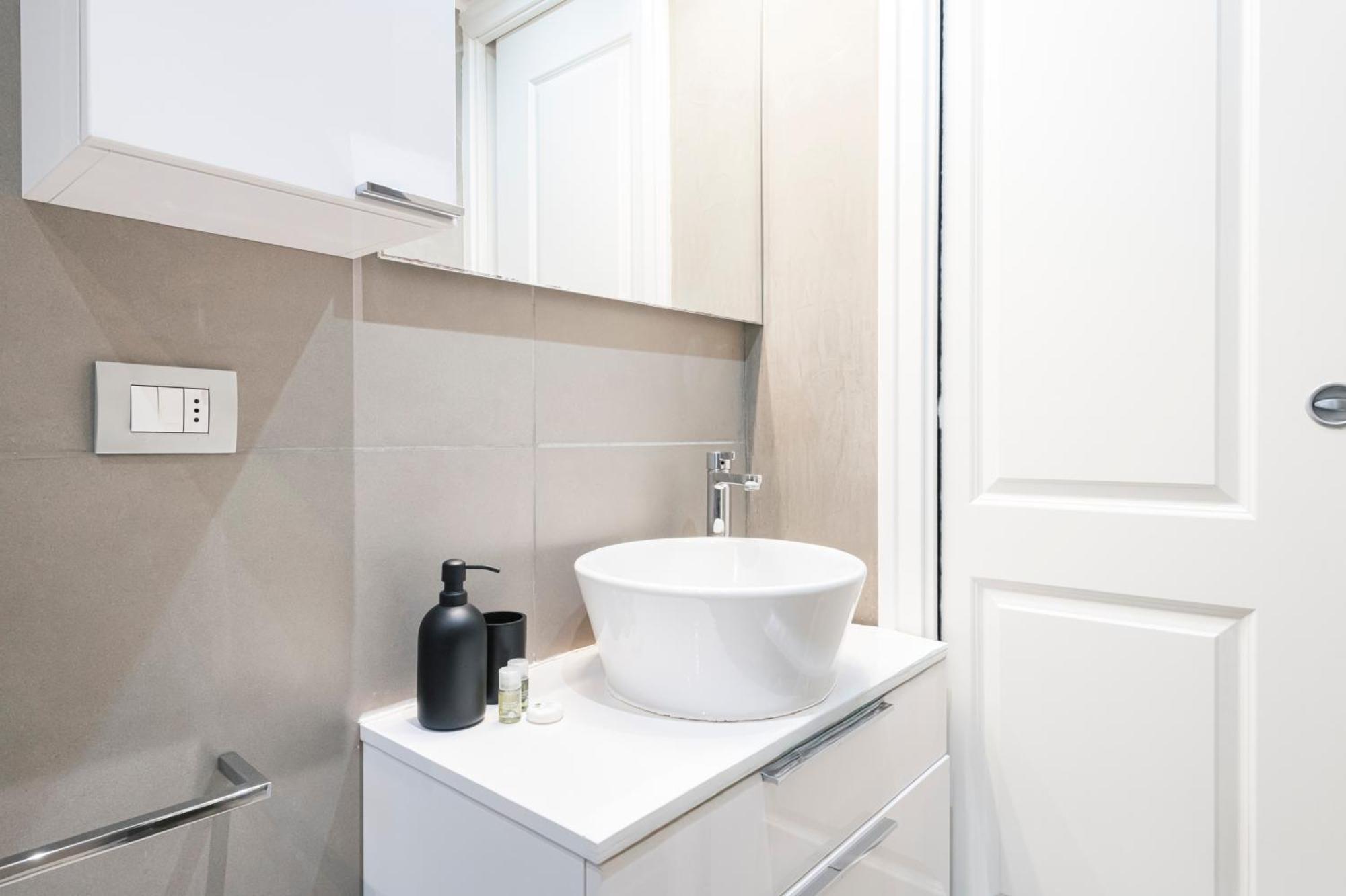 Easylife - Splendido Bilocale San Babila Duomo Apartment Milano Exterior foto